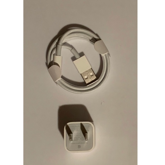 Apple lightning Cable w/ charging block - Picture 1 of 1